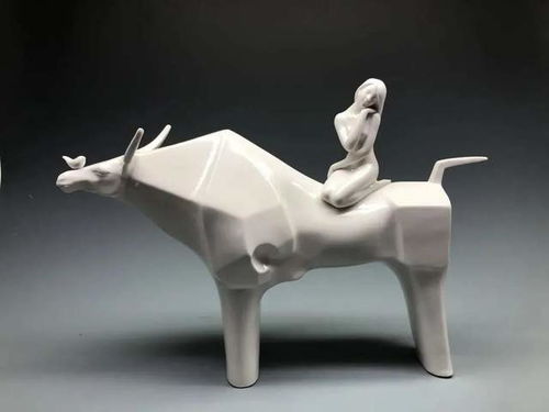 匠心獨(dú)運(yùn)，銀輝閃耀——記王冬燕榮獲福建省工藝美術(shù)精品“爭(zhēng)艷杯”大賽銀獎(jiǎng)
